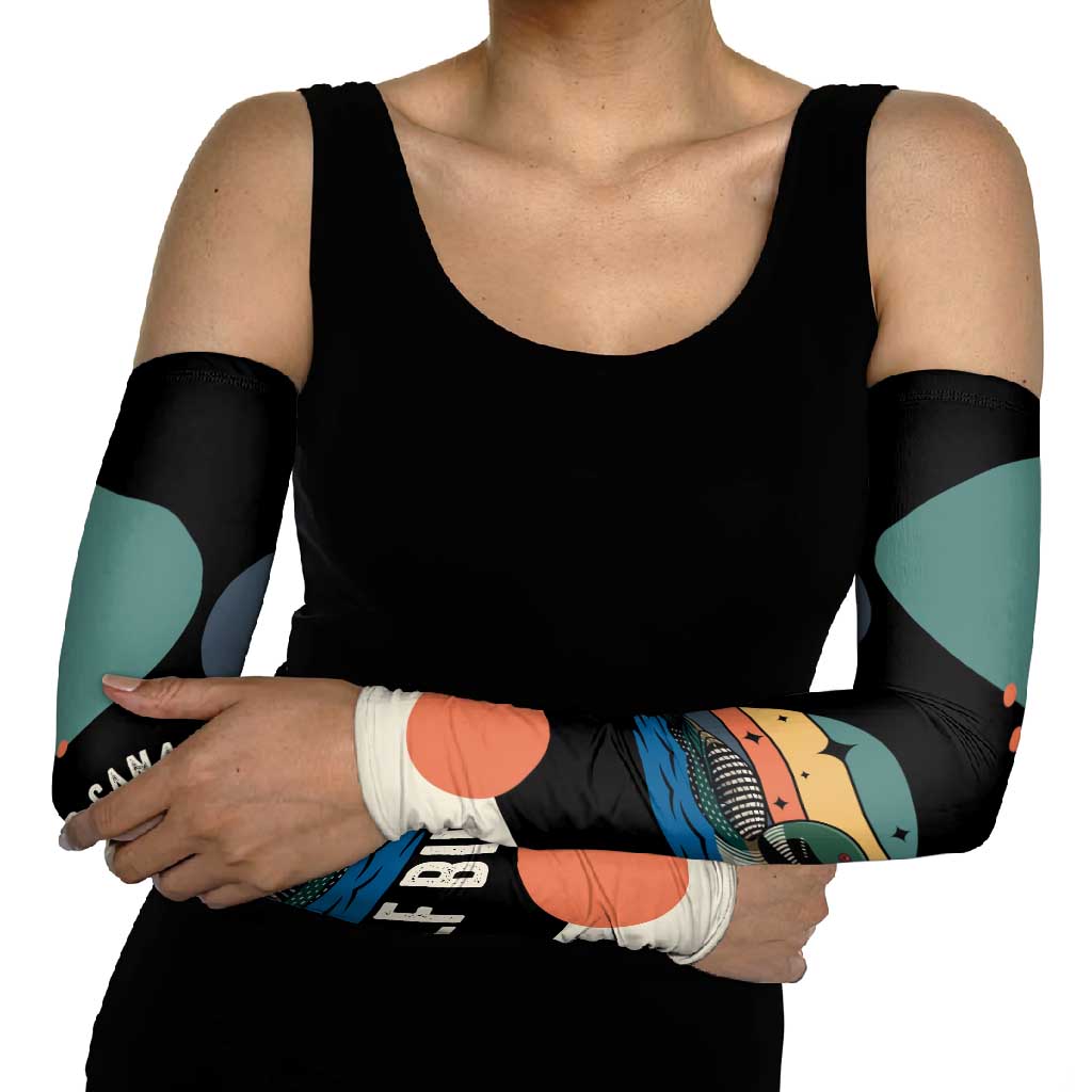 Stupid Canadian Wolf Bird Arm Sleeves with Retro Sunset Stripe Pattern