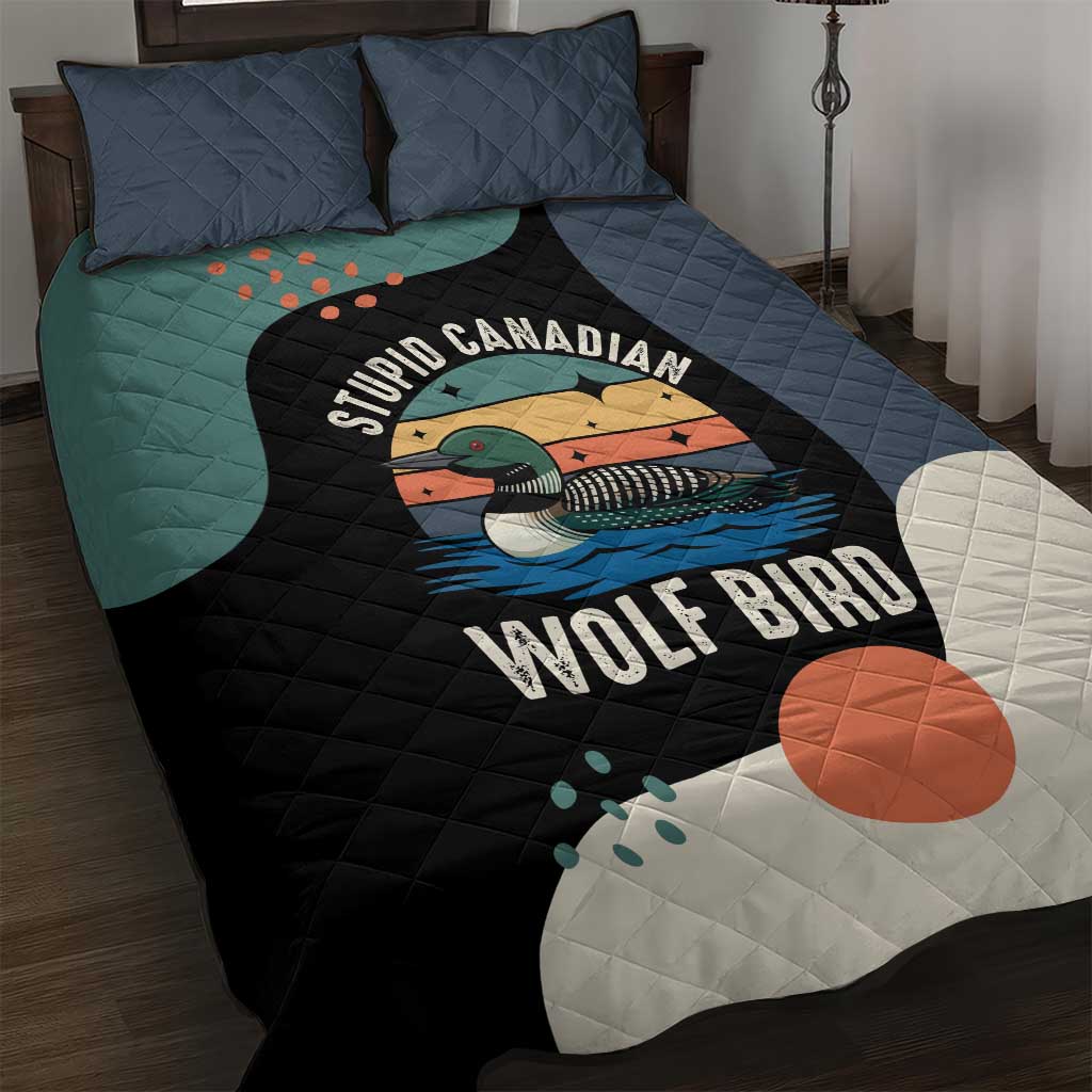 Stupid Canadian Wolf Bird Quilt Bed Set with Retro Sunset Stripe Pattern
