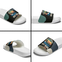 Stupid Canadian Wolf Bird Slide Sandals with Retro Sunset Stripe Pattern