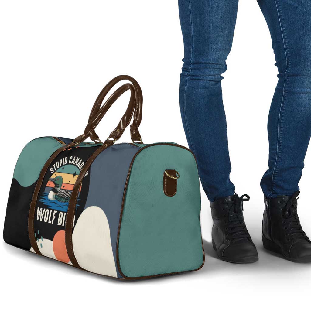 Stupid Canadian Wolf Bird Travel Bag with Retro Sunset Stripe Pattern