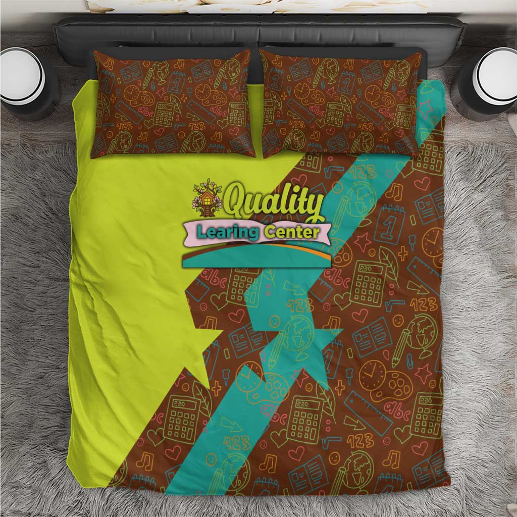 Quality Learning Center Bedding Set with School Supply Doodle Pattern