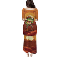 Cowboy Frog Outlaw Puletasi with Desert Sunset Silhouette Pattern