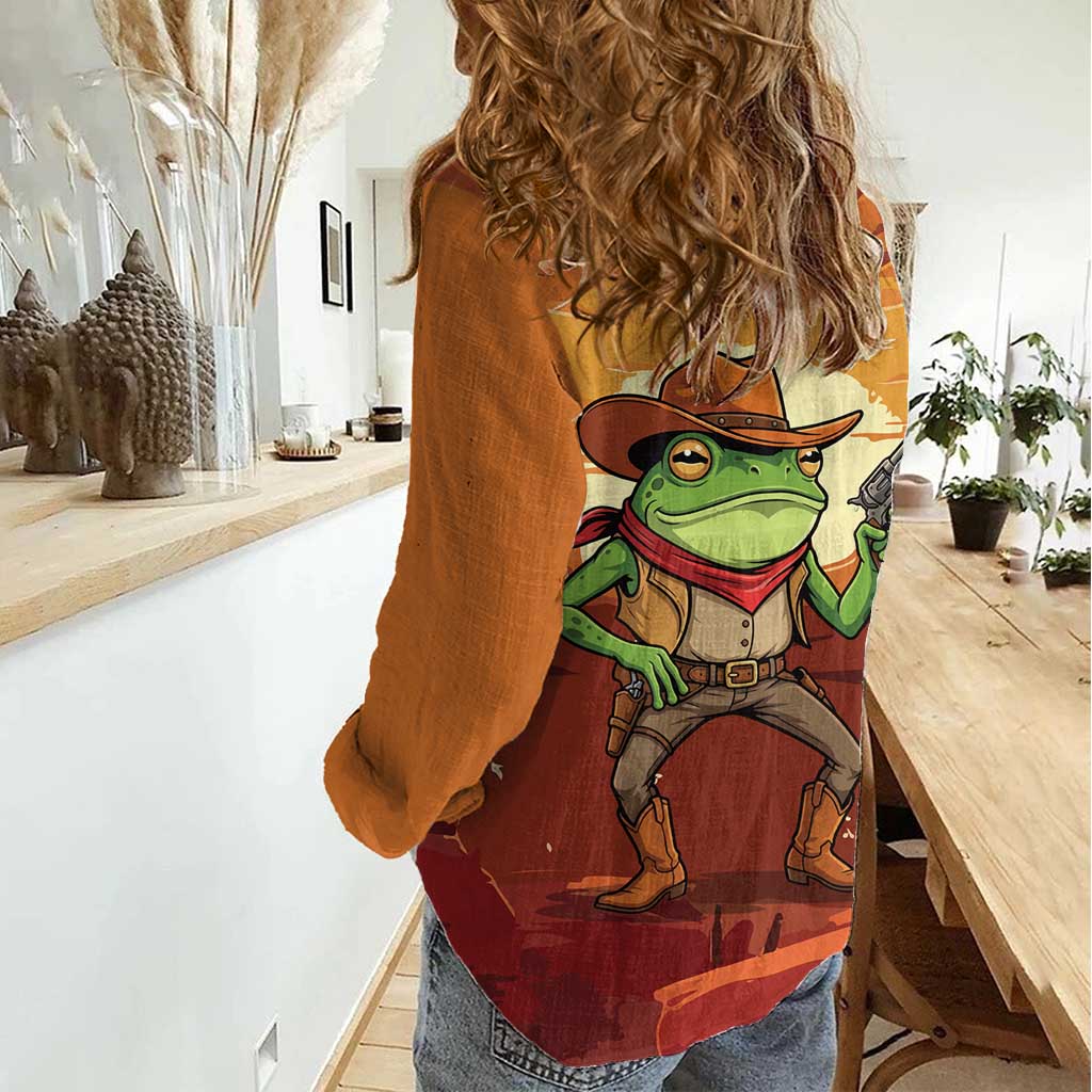 Cowboy Frog Outlaw Women Casual Shirt with Desert Sunset Silhouette Pattern