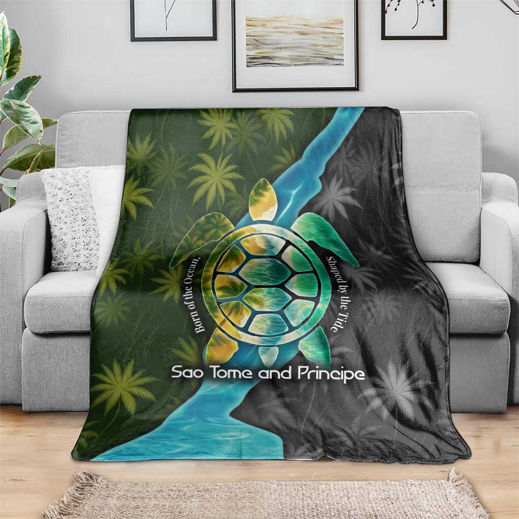 Sea Turtle Sao Tome and Principe Blanket with Ocean Tide and Tropical Palm Design