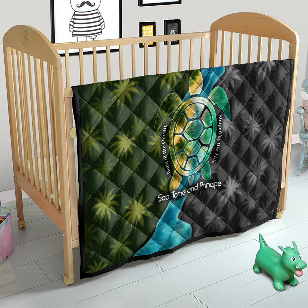 Sea Turtle Sao Tome and Principe Quilt with Ocean Tide and Tropical Palm Design