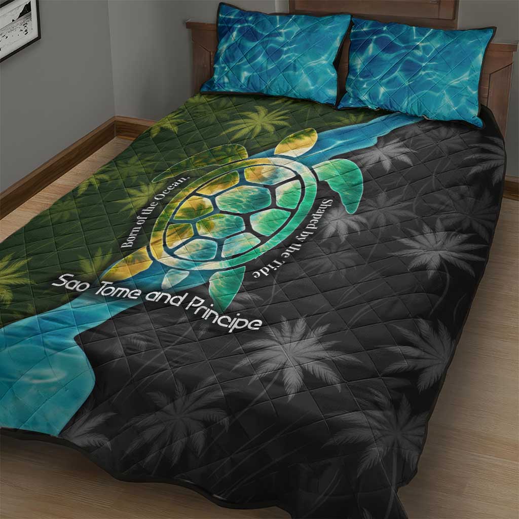 Sea Turtle Sao Tome and Principe Quilt Bed Set with Ocean Tide and Tropical Palm Design