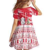 Singapore Christmas Kid Short Sleeve Dress with Merlion Santa Hat Batik Christmas Tree and City Skyline Design - Wonder Print Shop