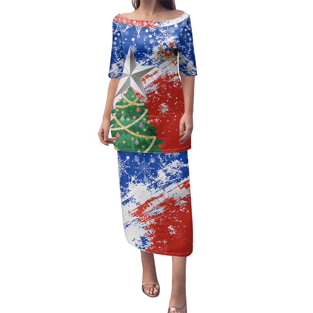 Chile Christmas Family Matching Puletasi and Hawaiian Shirt with Flag Colors Tree Reindeer Condor and Gift Design - Wonder Print Shop