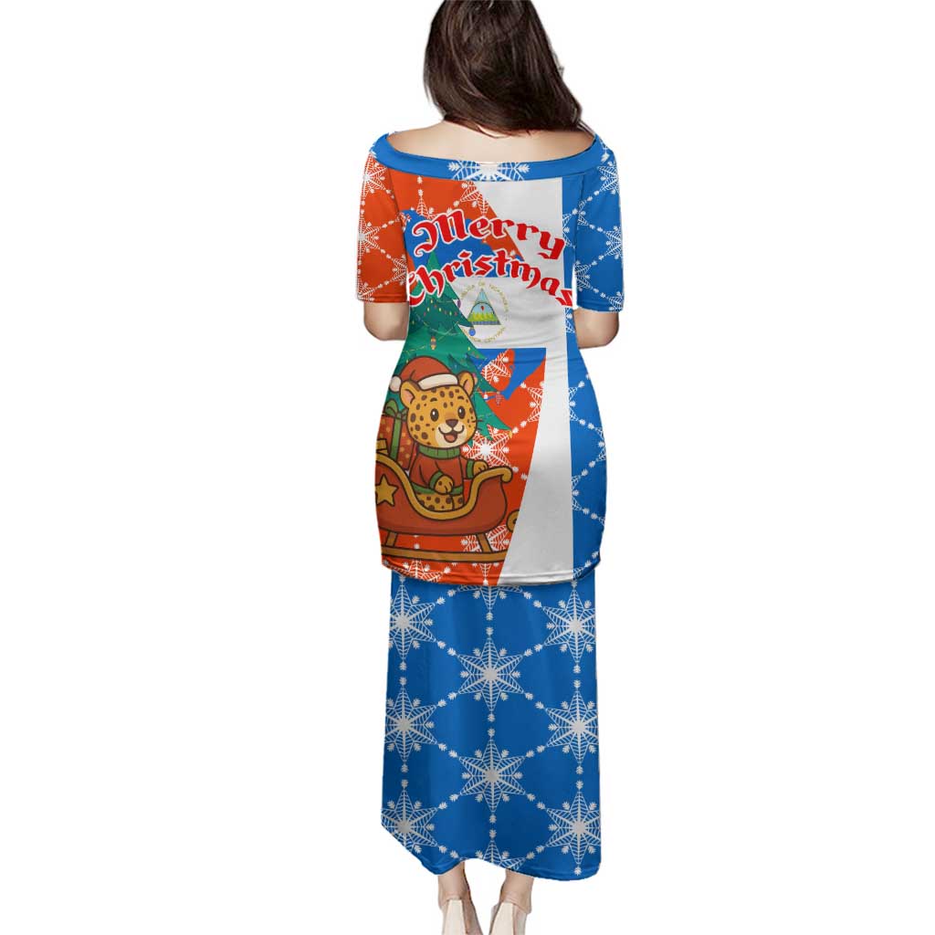 Nicaragua Christmas Family Matching Puletasi and Hawaiian Shirt with Jaguar in Sleigh Christmas Tree Snowflakes and Flag Colors Design - Wonder Print Shop