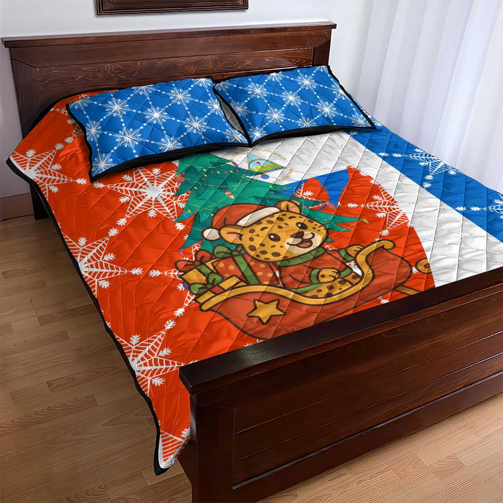Nicaragua Christmas Quilt Bed Set with Jaguar in Sleigh Christmas Tree Snowflakes and Flag Colors Design - Wonder Print Shop