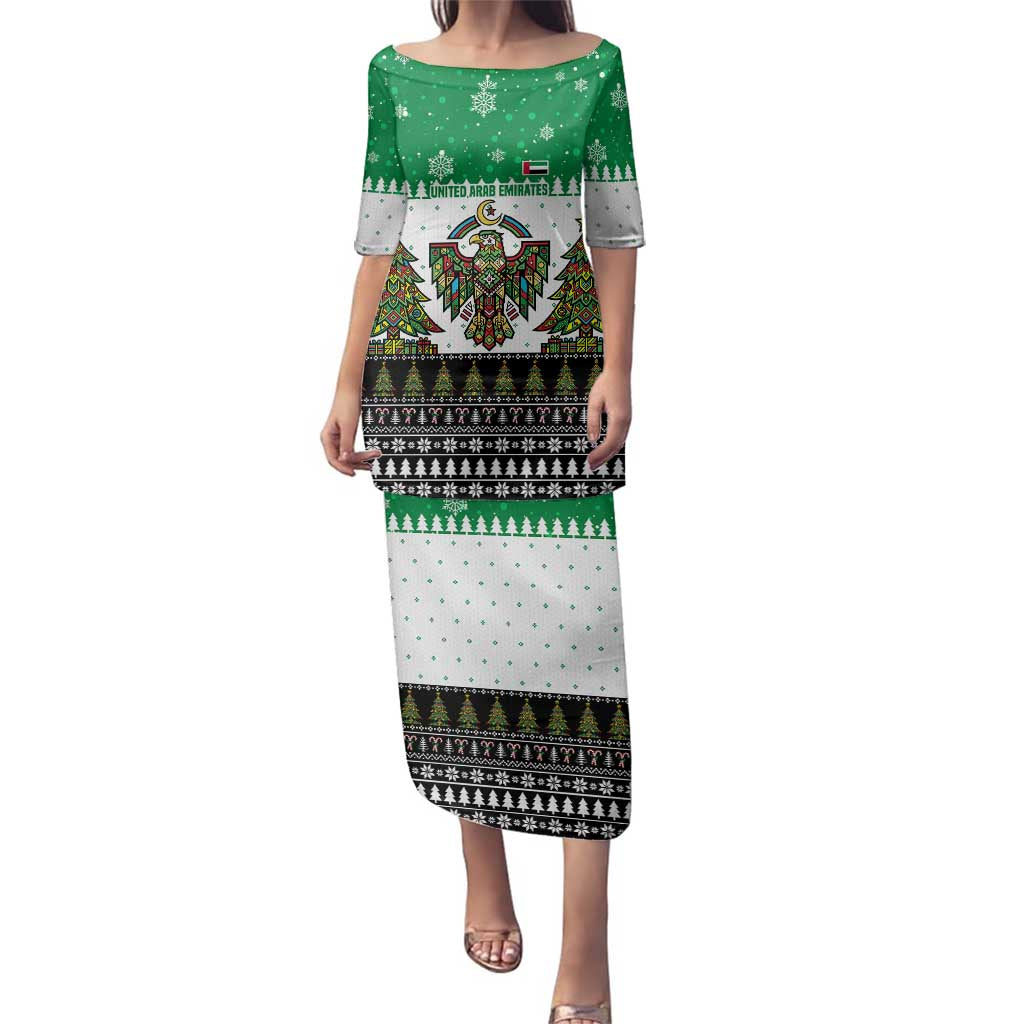 United Arab Emirates Christmas Family Matching Puletasi and Hawaiian Shirt with Falcon Tree Design Snowflake Pattern and National Emblem - Wonder Print Shop