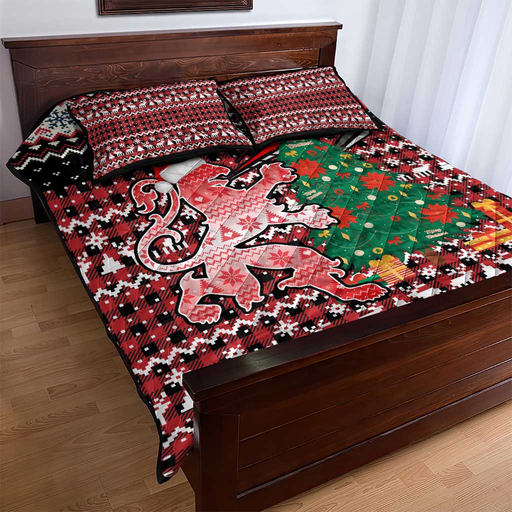 Latvia Christmas Quilt Bed Set with Red Lion, Holiday Tree, and Nordic Pattern Design - Wonder Print Shop