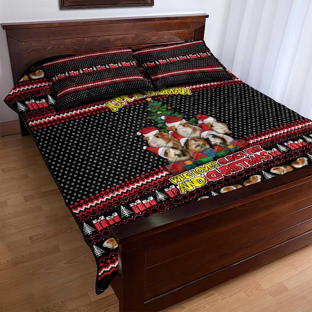 Guinea Pig Christmas Quilt Bed Set with Santa Hats Tree and Festive Gift Pattern - Wonder Print Shop
