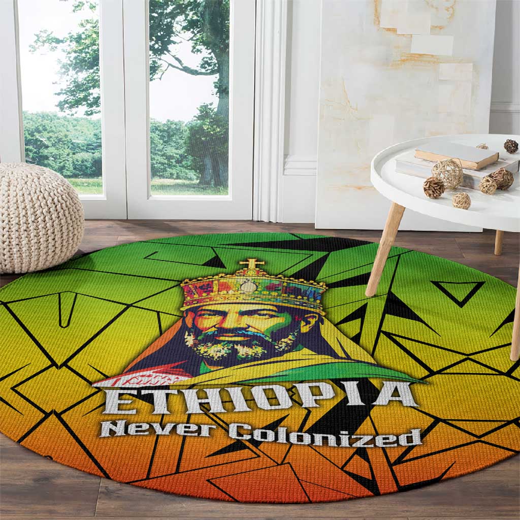 Menelik II Round Carpet with Crowned Portrait, Ethiopia Never Colonized Text and Pan-African Abstract - Wonder Print Shop