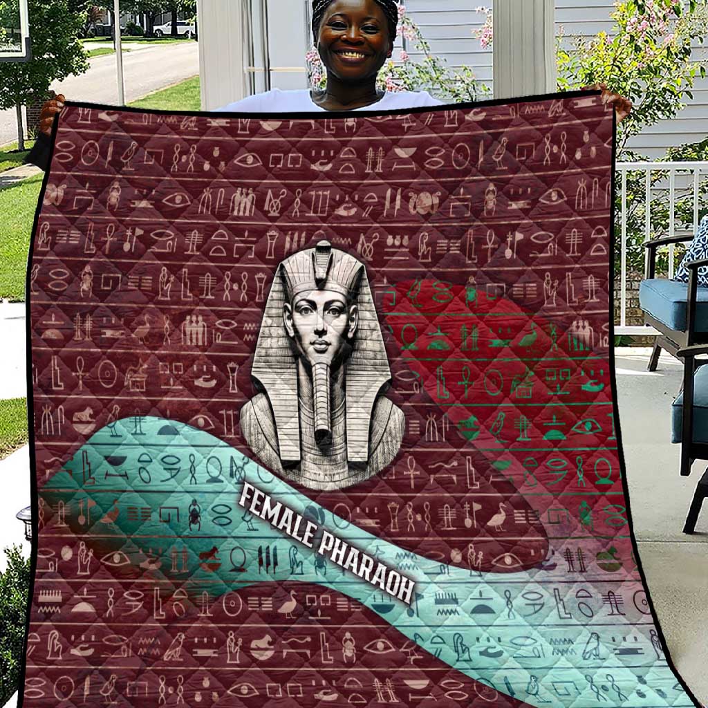 Hatshepsut Quilt with Pharaoh Bust Illustration, Female Pharaoh Title and Egyptian Hieroglyph - Wonder Print Shop