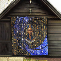 Hatshepsut Quilt with Queen King Portrait, Temple Illustration and Blue-Gold Hieroglyphic - Wonder Print Shop