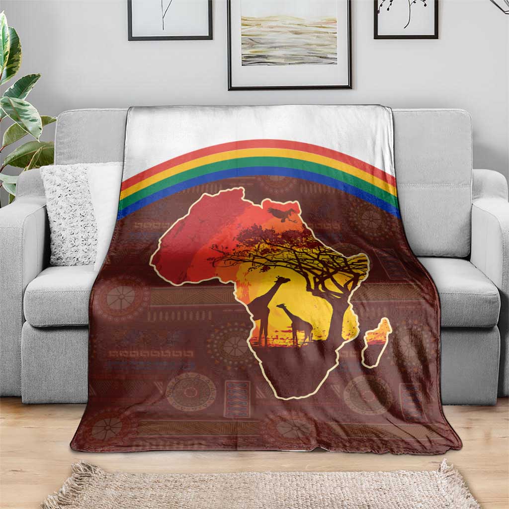 African Sunset Heritage Blanket Tribal Pattern with Continent Silhouette, Rainbow Arc & Safari Scene