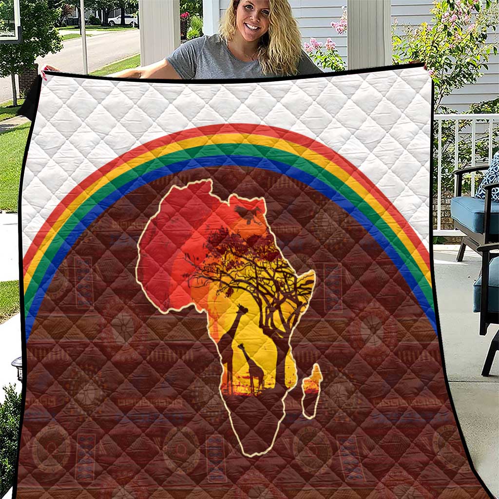 African Sunset Heritage Quilt Tribal Pattern with Continent Silhouette, Rainbow Arc & Safari Scene