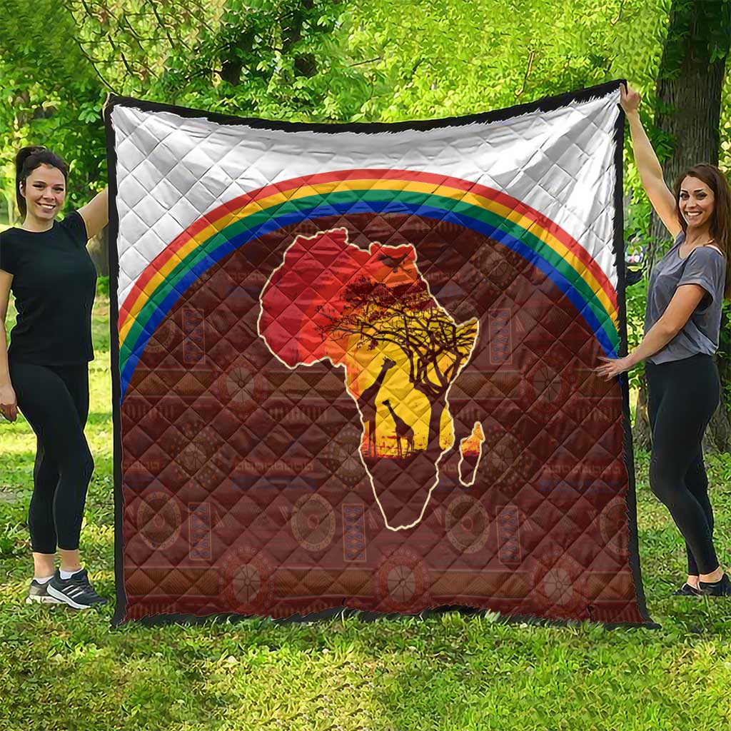 African Sunset Heritage Quilt Tribal Pattern with Continent Silhouette, Rainbow Arc & Safari Scene