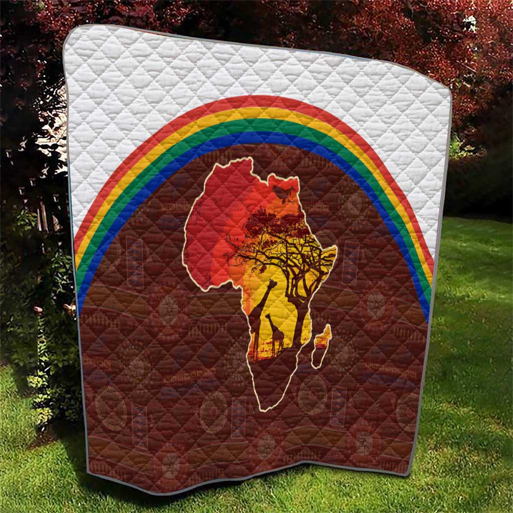 African Sunset Heritage Quilt Tribal Pattern with Continent Silhouette, Rainbow Arc & Safari Scene