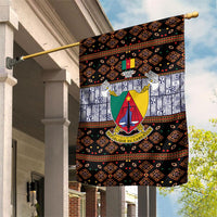Cameroon Toghu Garden Flag Flag Coat Of Arms - Traditional Bamenda Art