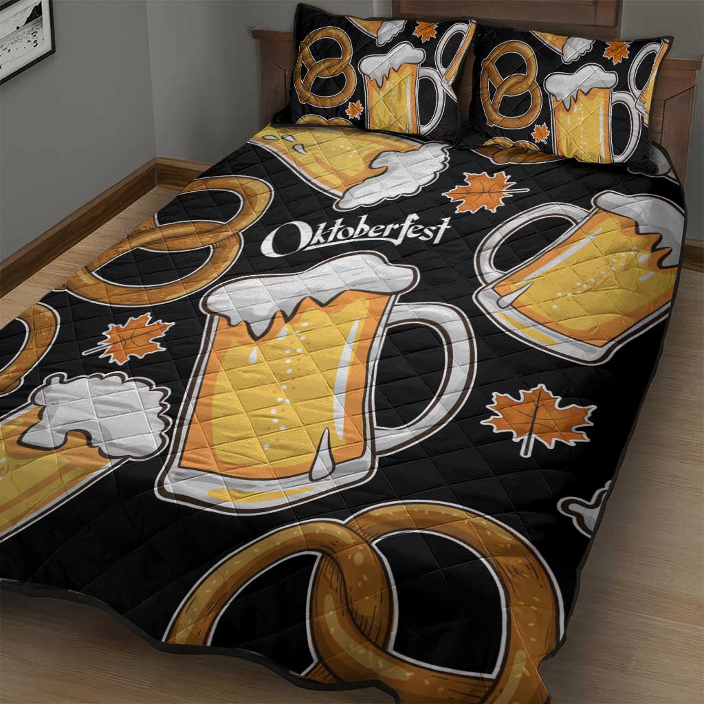 Oktoberfest Quilt Bed Set with Beer Mug and Pretzel Illustration Black Festive - Wonder Print Shop