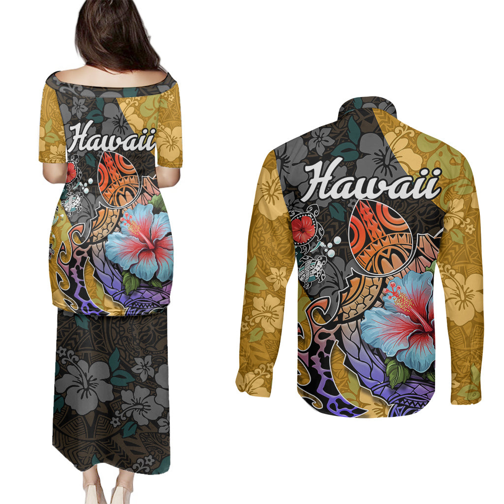Hawaii Polynesian Couples Matching Puletasi Dress and Long Sleeve Button Shirts Turtles and Hibiscus Flower Gradient Pattern - Wonder Print Shop