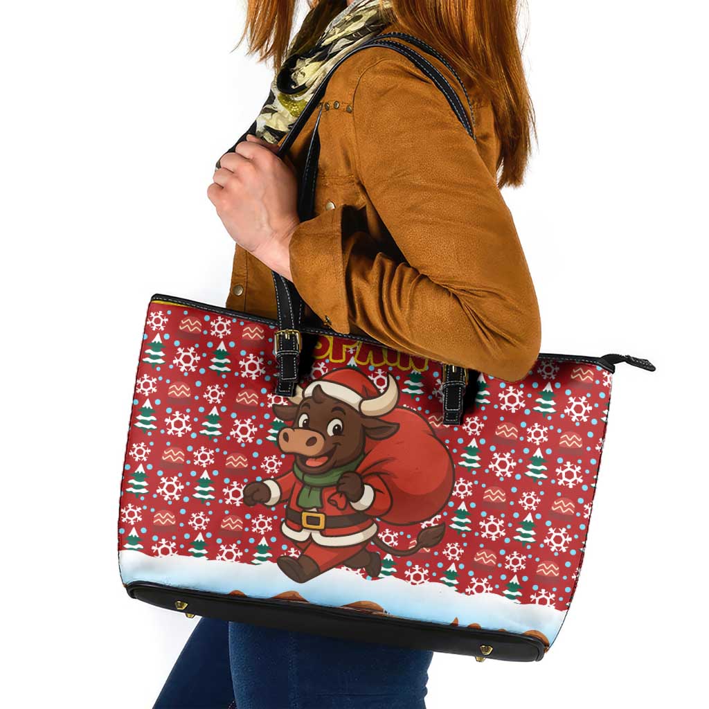 Spain Christmas Leather Tote Bag with Santa Bull Brick Chimney Wreath and Festive Holiday - Wonder Print Shop