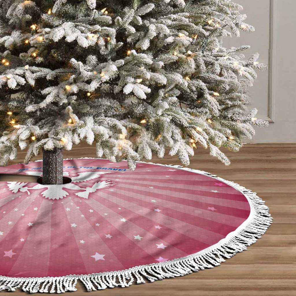 USA Christmas Tree Skirt with Bald Eagle Seal Pink Starburst Pattern and Festive Holiday Icons - Wonder Print Shop