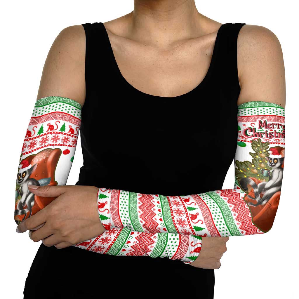 Madagascar Christmas Arm Sleeves with Lemur Santa Hat Holiday Tree and Festive Pattern - Wonder Print Shop