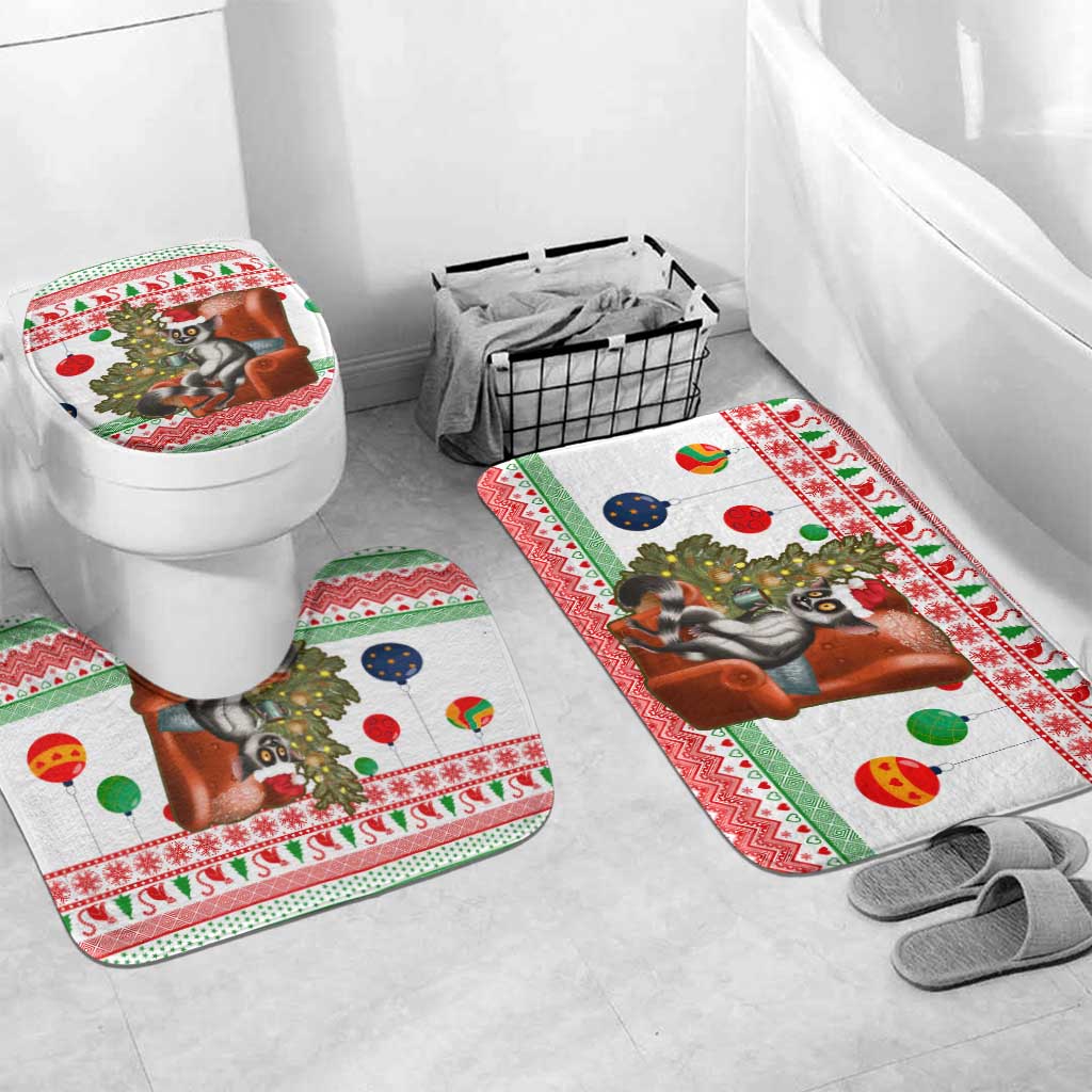 Madagascar Christmas Bathroom Set with Lemur Santa Hat Holiday Tree and Festive Pattern - Wonder Print Shop