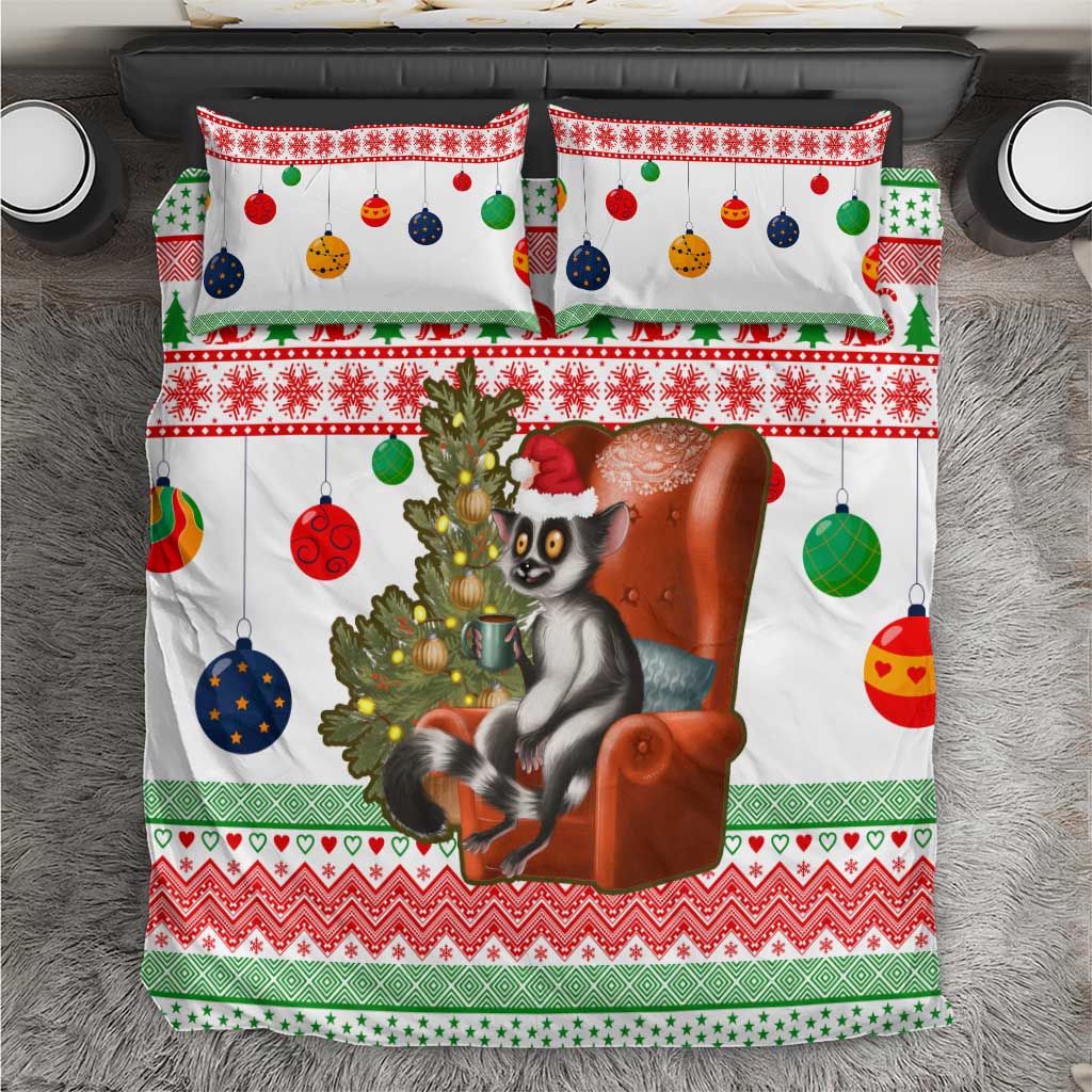 Madagascar Christmas Bedding Set with Lemur Santa Hat Holiday Tree and Festive Pattern - Wonder Print Shop