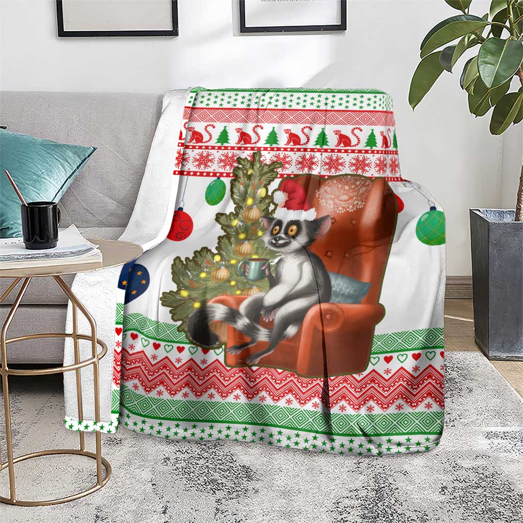 Madagascar Christmas Blanket with Lemur Santa Hat Holiday Tree and Festive Pattern - Wonder Print Shop