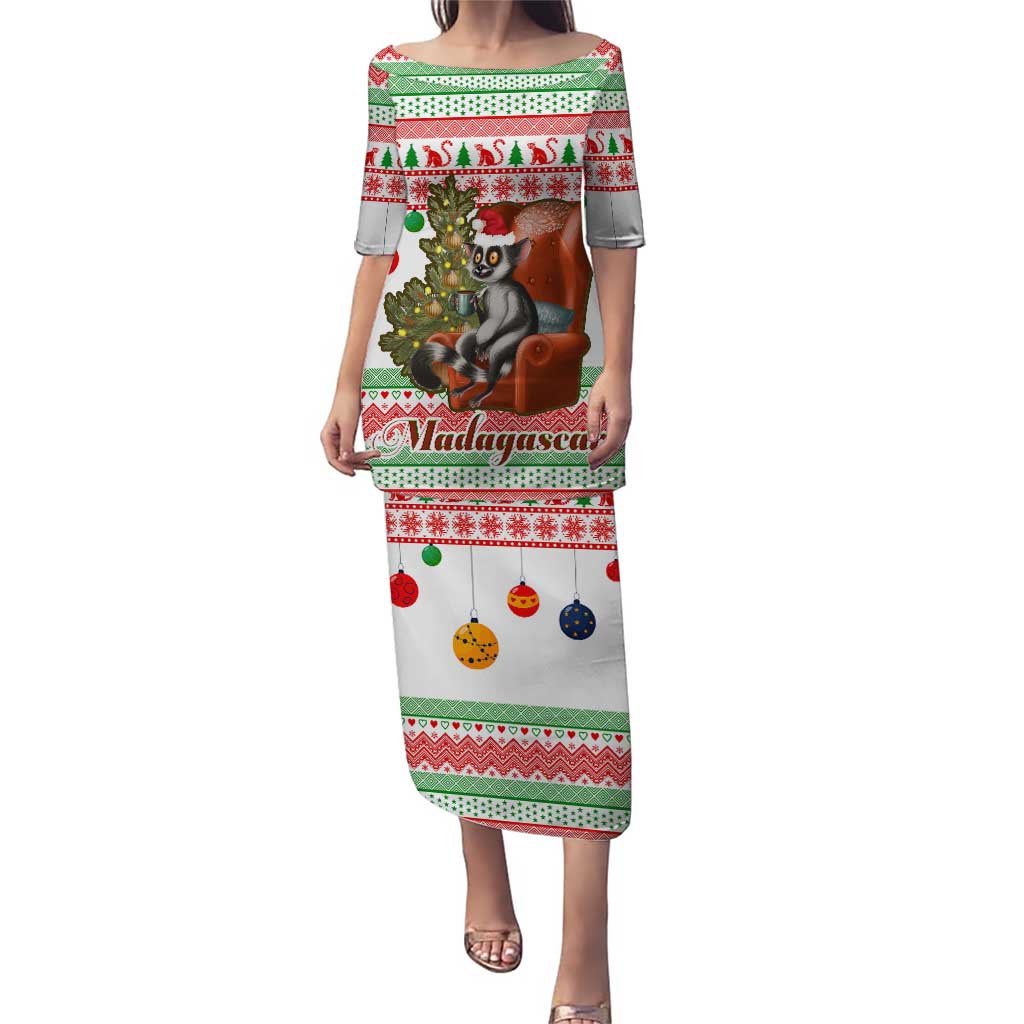 Madagascar Christmas Puletasi with Lemur Santa Hat Holiday Tree and Festive Pattern - Wonder Print Shop