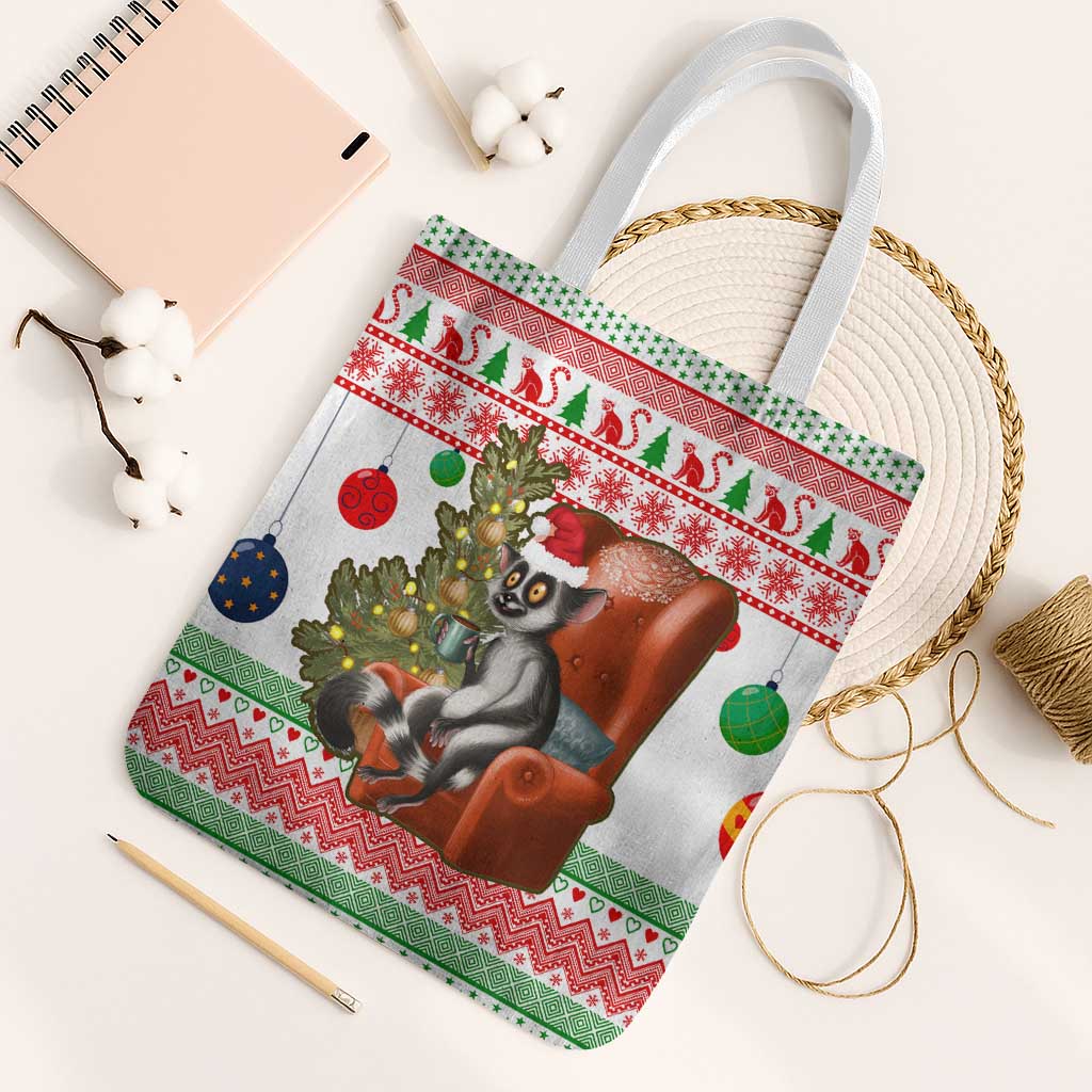 Madagascar Christmas Tote Bag with Lemur Santa Hat Holiday Tree and Festive Pattern - Wonder Print Shop