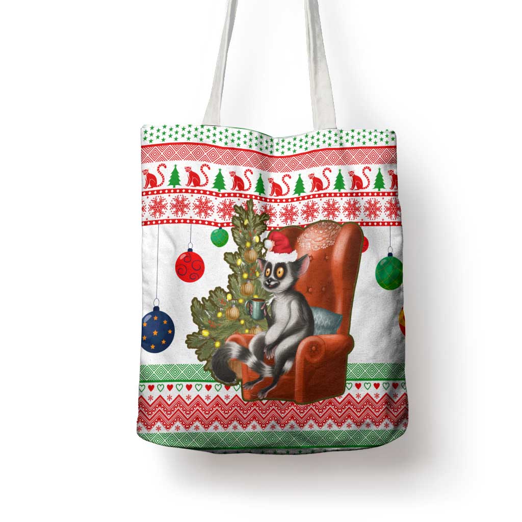 Madagascar Christmas Tote Bag with Lemur Santa Hat Holiday Tree and Festive Pattern - Wonder Print Shop