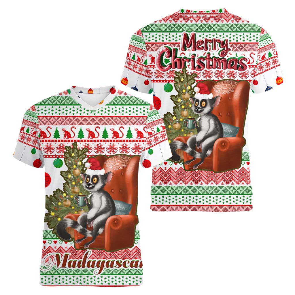 Madagascar Christmas Women V-Neck T-Shirt with Lemur Santa Hat Holiday Tree and Festive Pattern - Wonder Print Shop