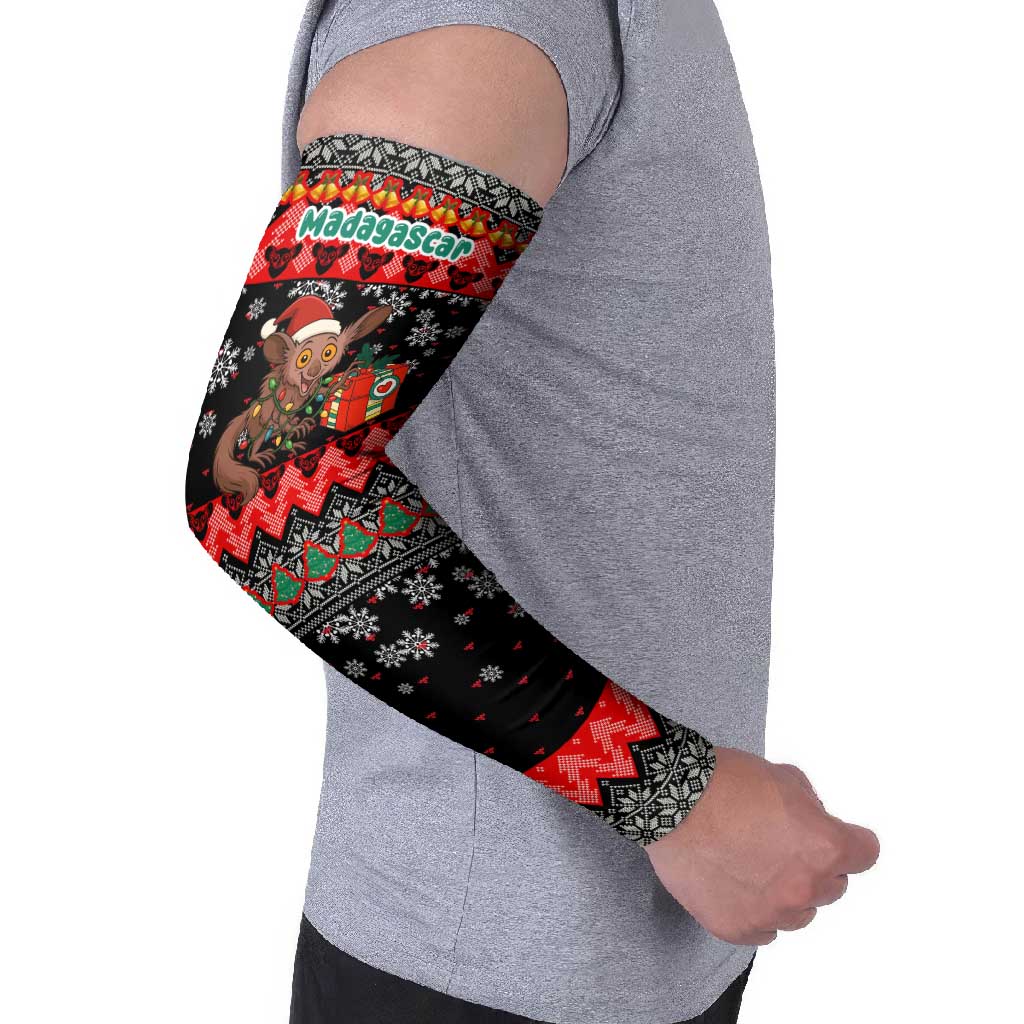 Madagascar Christmas Arm Sleeves with Aye Aye Lemur Santa Hat Holiday Lights and Gift Box Pattern - Wonder Print Shop