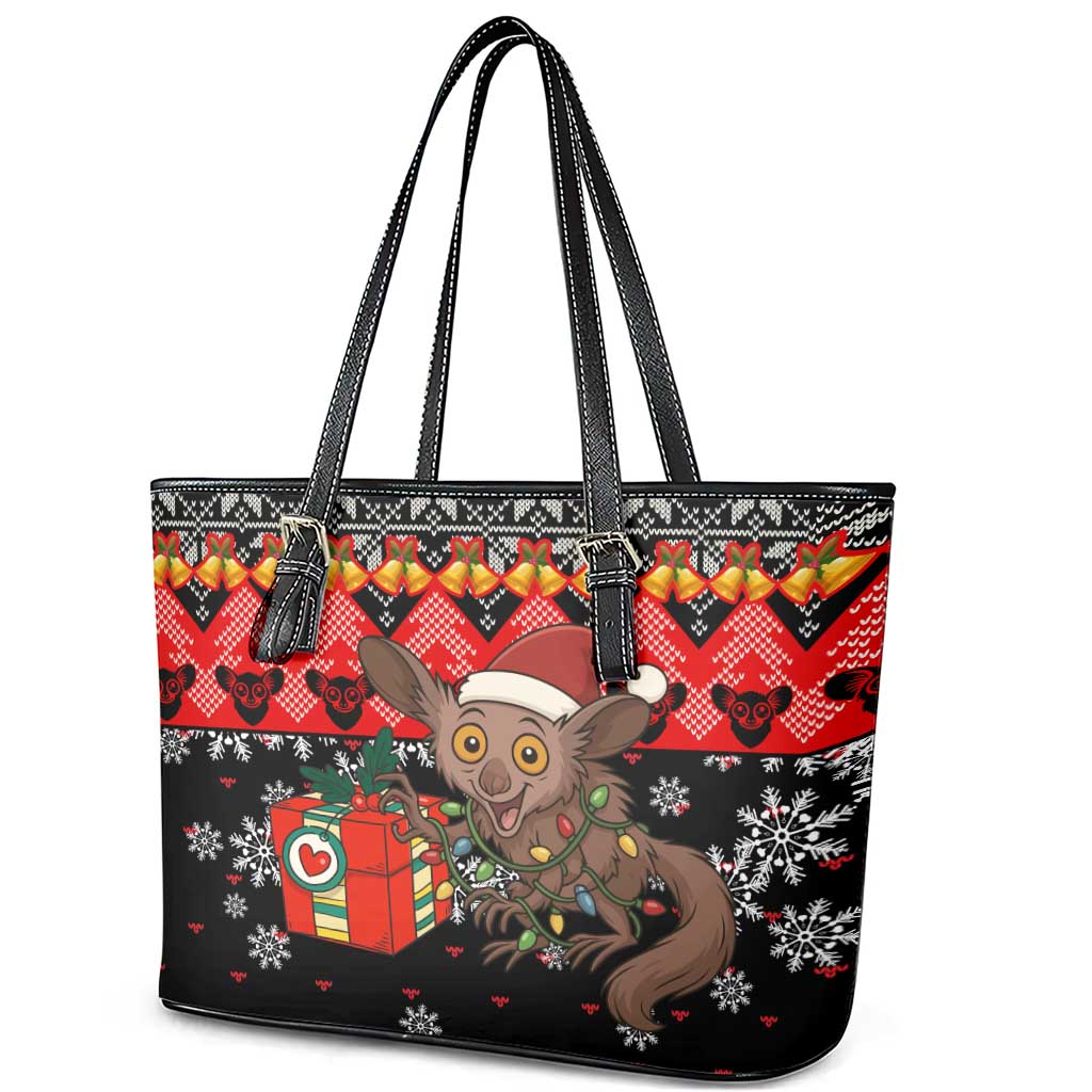 Madagascar Christmas Leather Tote Bag with Aye Aye Lemur Santa Hat Holiday Lights and Gift Box Pattern - Wonder Print Shop