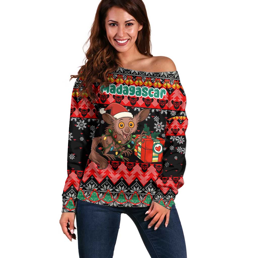 Madagascar Christmas Off Shoulder Sweater with Aye Aye Lemur Santa Hat Holiday Lights and Gift Box Pattern - Wonder Print Shop