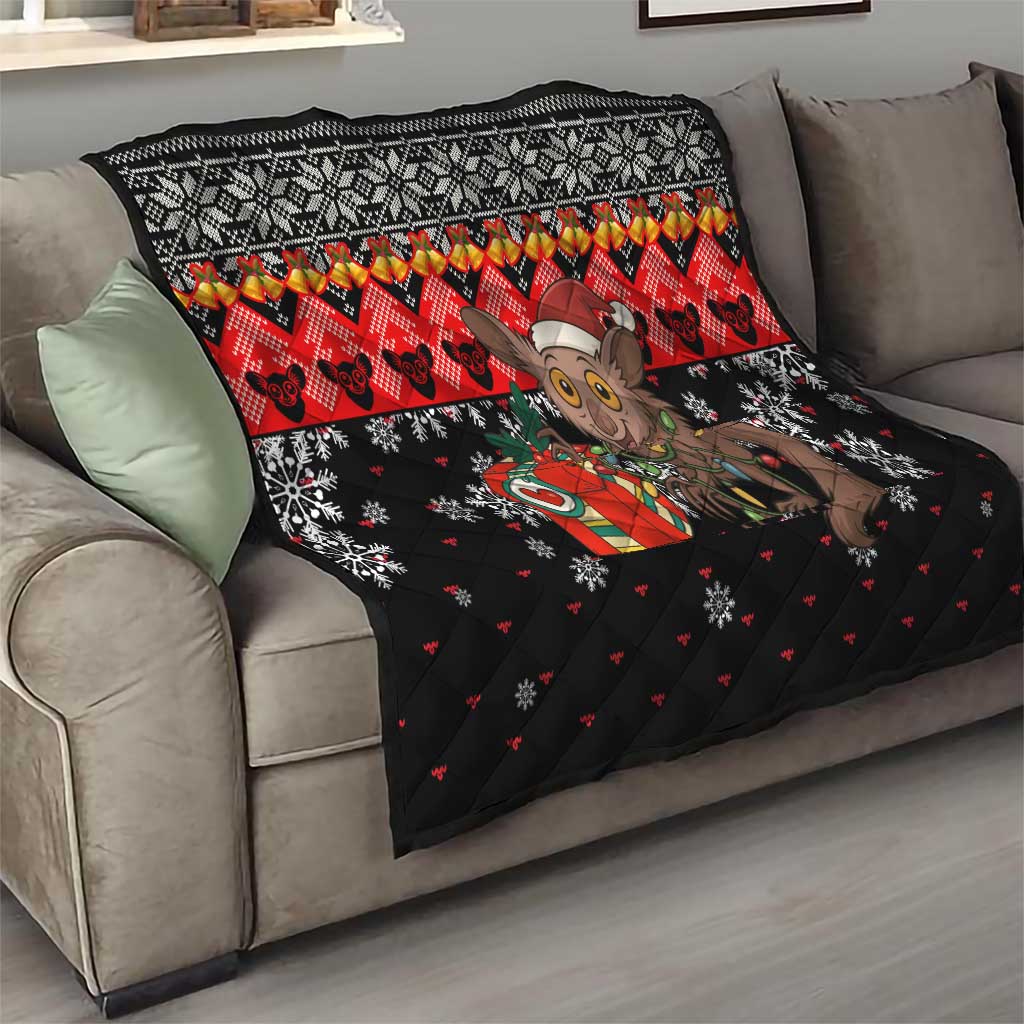 Madagascar Christmas Quilt with Aye Aye Lemur Santa Hat Holiday Lights and Gift Box Pattern - Wonder Print Shop