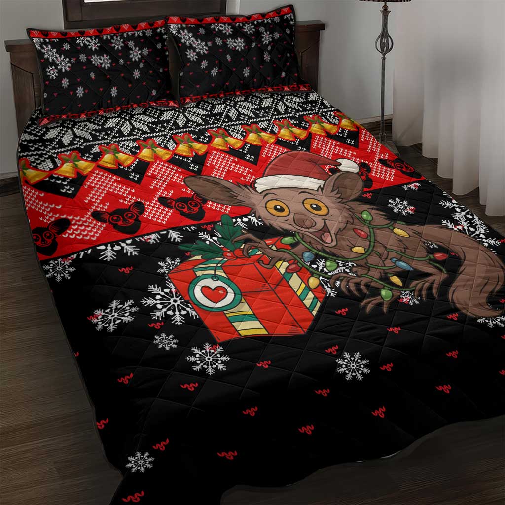 Madagascar Christmas Quilt Bed Set with Aye Aye Lemur Santa Hat Holiday Lights and Gift Box Pattern - Wonder Print Shop
