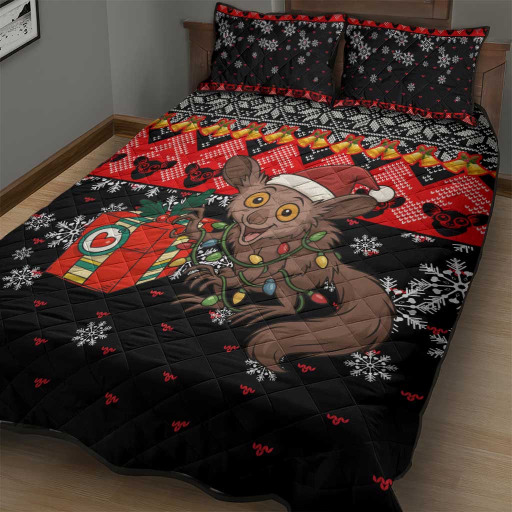 Madagascar Christmas Quilt Bed Set with Aye Aye Lemur Santa Hat Holiday Lights and Gift Box Pattern - Wonder Print Shop