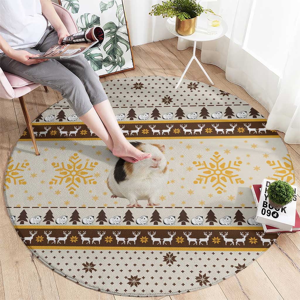 Guinea Pig Christmas Round Carpet with Snowflakes Trees and Reindeer Pattern - Wonder Print Shop