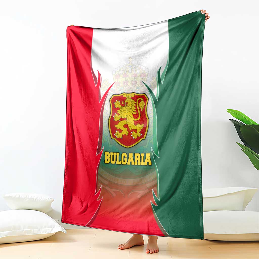 Bulgaria National Crest Blanket with Tricolor Design and Folk Cuff Pattern