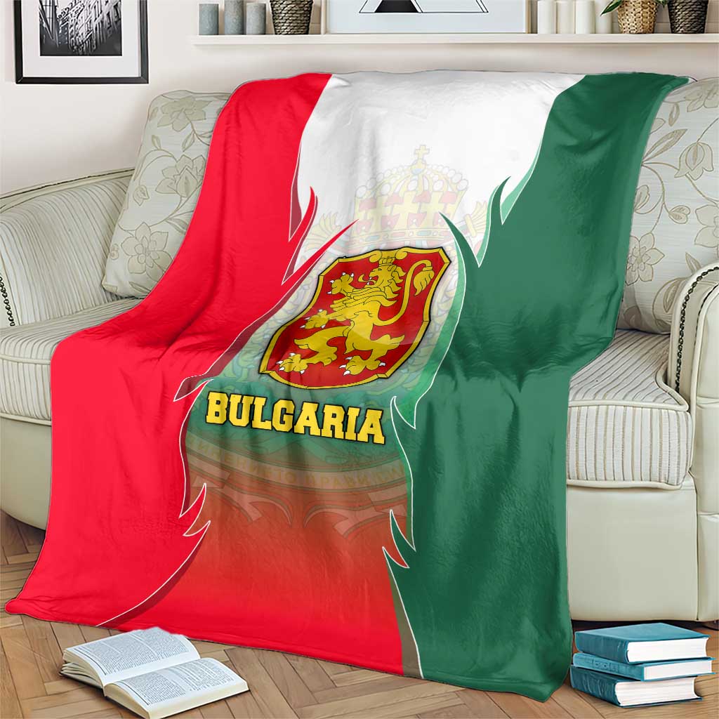 Bulgaria National Crest Blanket with Tricolor Design and Folk Cuff Pattern