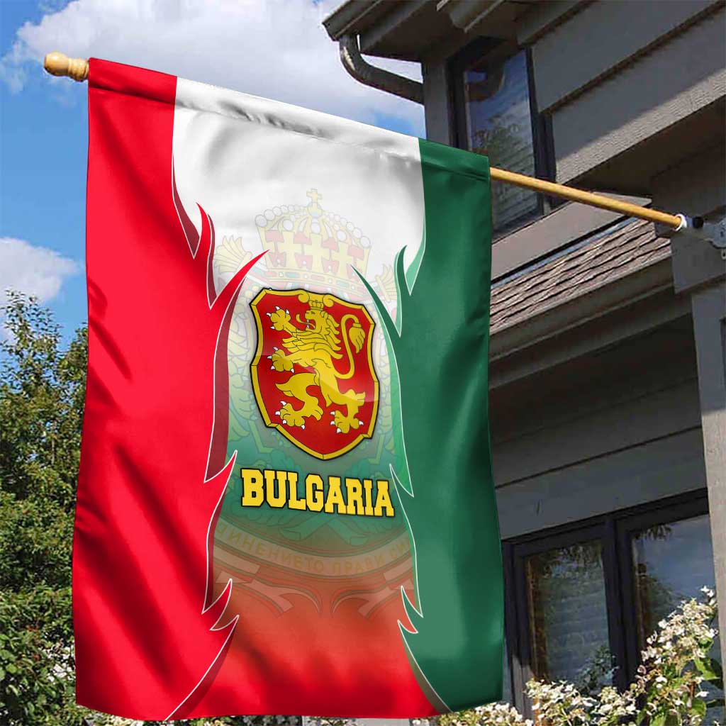 Bulgaria National Crest Garden Flag with Tricolor Design and Folk Cuff Pattern