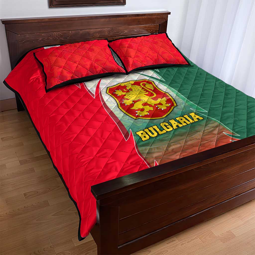 Bulgaria National Crest Quilt Bed Set with Tricolor Design and Folk Cuff Pattern
