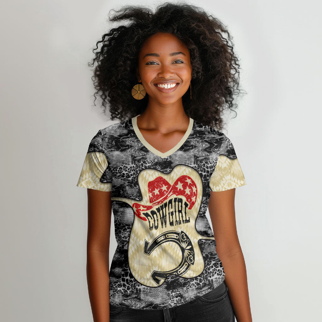 Black Cowgirl Lasso Horseshoe Women V-Neck T-Shirt Vintage Retro Leopard Animal