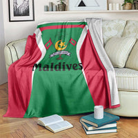 Maldives National Flag and Emblem Blanket with Green Red White Colorblock Design